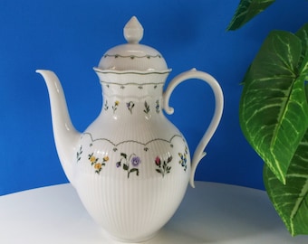 Vintage Kaiser-Porzellan "Romantica" Coffee Pot Hand Painted Flowers AK KAISER W. Germany