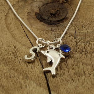 Delfin Anhänger Halskette, Delfin Halskette, Initial Anhänger Halskette, Initial Anhänger Halskette, Alphabet, Delfin Geschenk, Delfin Geschenk