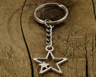 Llavero de estrella, llavero de estrella, llavero de estrella plateada, regalo de estrella, regalo de astrología, llavero de estrella plateada, regalo con temática de estrella, regalo celestial, estrellas