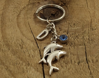Porte-clés dauphin, porte-clés dauphin, cadeau d'anniversaire dauphin personnalisé, cadeau dauphin, breloque initiale, paire de dauphins, porte-clés personnalisé