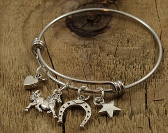 Horse bracelet, horse bangle, equestrian bangle, equestrian bracelet, silver bangle bracelet, horse rider gift, horse lover gift, horseshoe