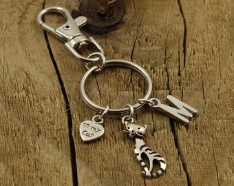 Katzen Schlüsselanhänger, Katze Schlüsselanhänger Geschenk, personalisierte Katze Schlüsselanhänger, Katzen Geschenk, Initial Charm, Name Schlüsselring, Geburtsstein Charm, personalisierter Schlüsselring