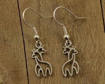 Boucles d'oreilles girafe, boucles d'oreilles girafe en argent, bijoux girafe, cadeau d'éventail de girafe, cadeau girafe, boucles d'oreilles pendantes girafe, éventail de girafe, cadeau