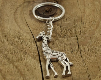 Giraffe keychain, giraffe keyring, silver giraffe keychain, giraffe fan keyring, giraffe fan gift, girls birthday, giraffe lover, gift