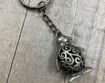Bronze penguin keyring, penguin keychain, 3d penguin bag charm, 3d penguin, penguin gift, penguin keyring, bronze penguin, penguin fan, gift