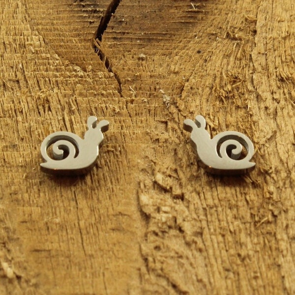 Snail studs, snail earrings, snail stud earrings, silver snail studs, stainless steel studs, snail gift, snail fan, snail jewellery, snail