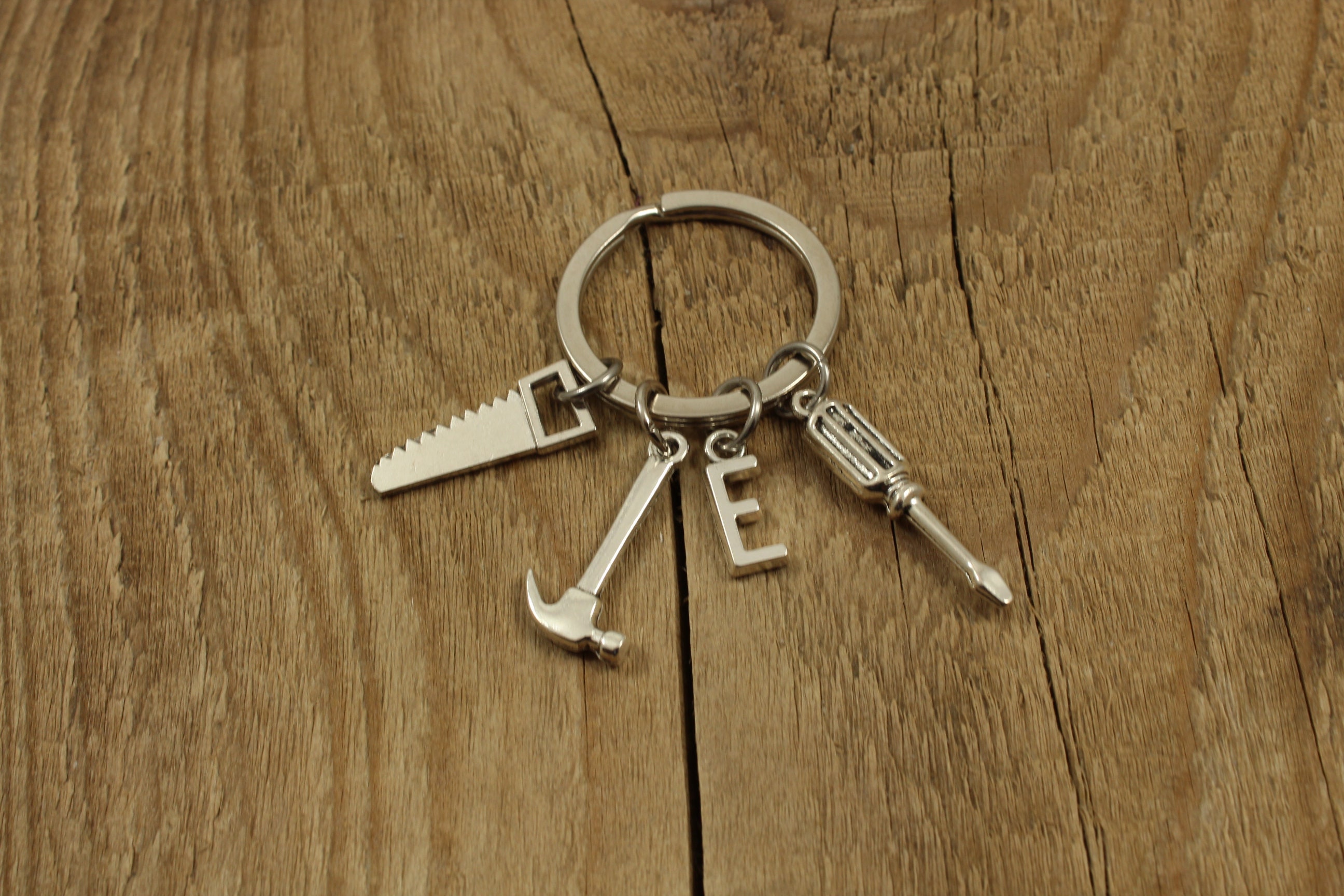 Porte-clés outil, porte-clés pour bricoleur, cadeau de menuisier, marteau,  clé, scie