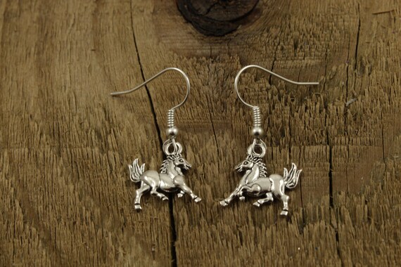 Horse themed hotsell jewellery