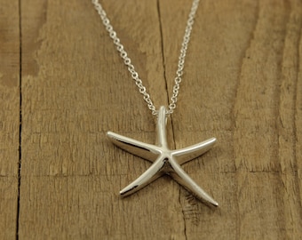 Collier étoile de mer argentée, collier étoile de mer, pendentif étoile de mer, bijoux étoile de mer argentée, étoile de mer argentée, cadeau étoile de mer, éventail d'étoiles de mer, cadeau