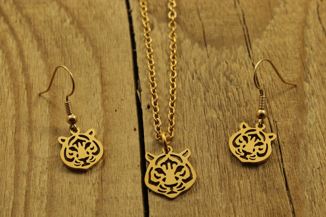 Crystal Tiger Necklace Set main image 1