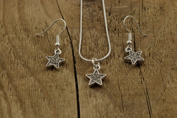 Sparkly star necklace and earring set, star jewellery set, silver necklace gift set, star necklace, star earrings, star gift, sparkly star