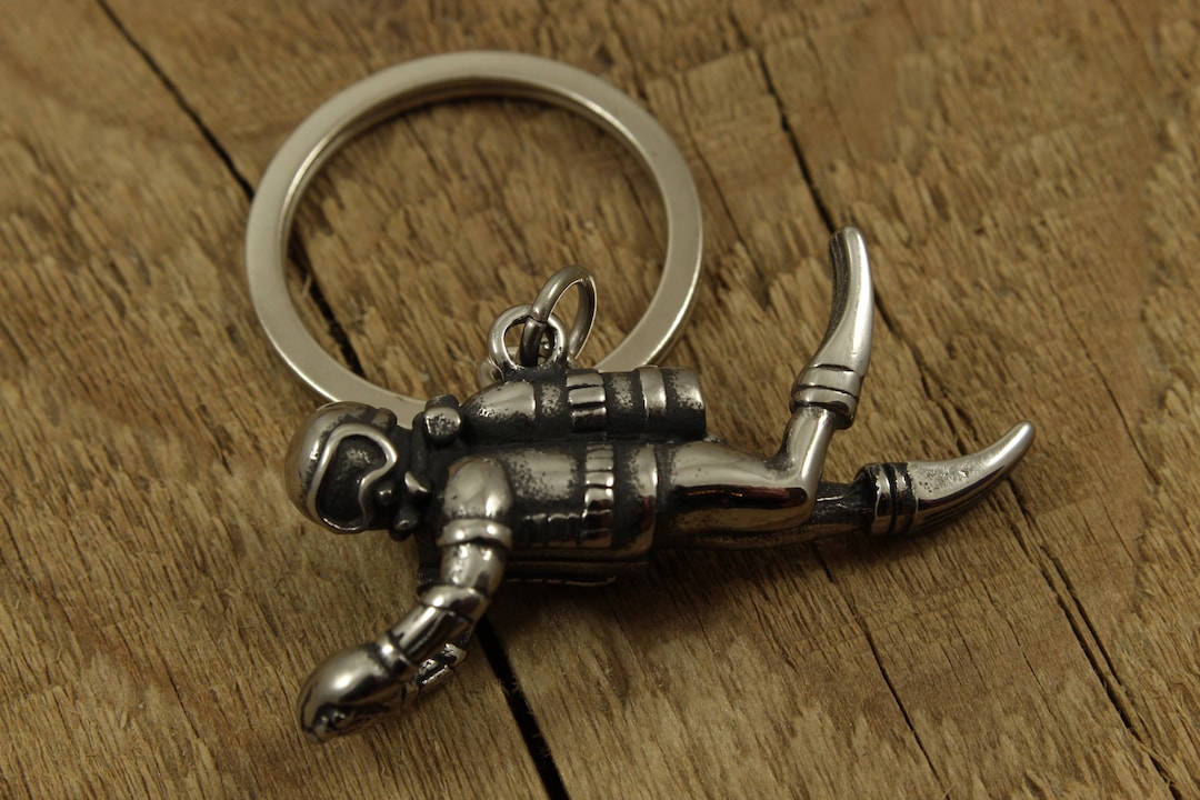 Scuba Diver Keyring, Diver Keychain, Scuba Keychain, Personalised Diver