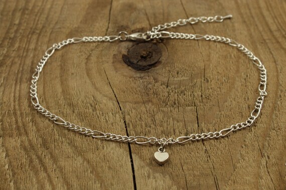 Heart choker necklace, silver choker necklace, chain choker, silver chain necklace, silver choker, adjustable choker, delicate choker, heart