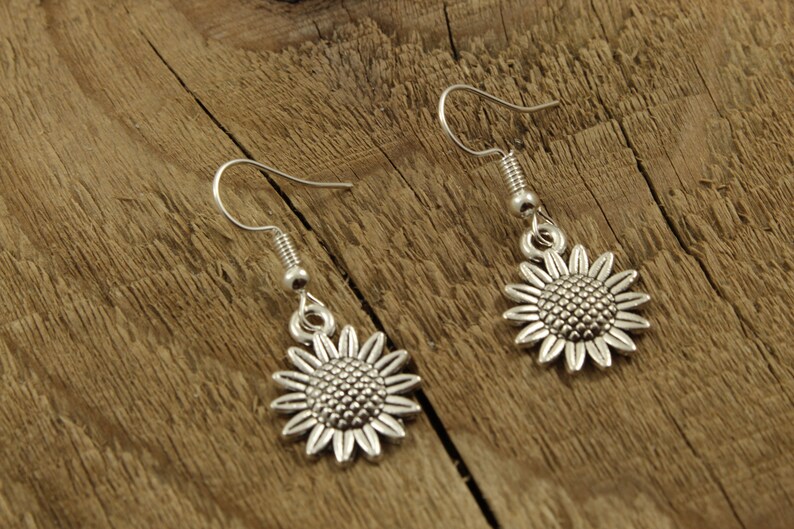 Silver sunflower necklace and earring set sunflower necklace Etsy