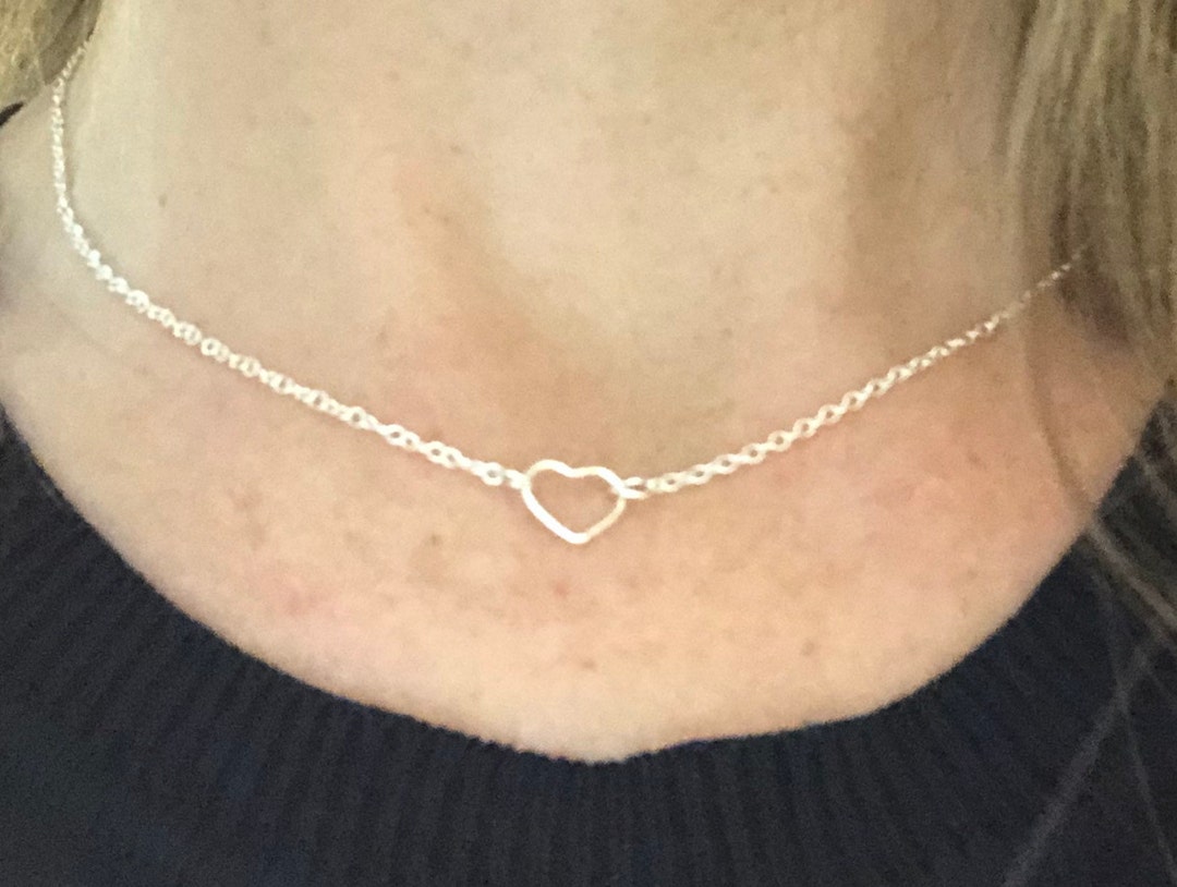 Silver heart choker Clearance
