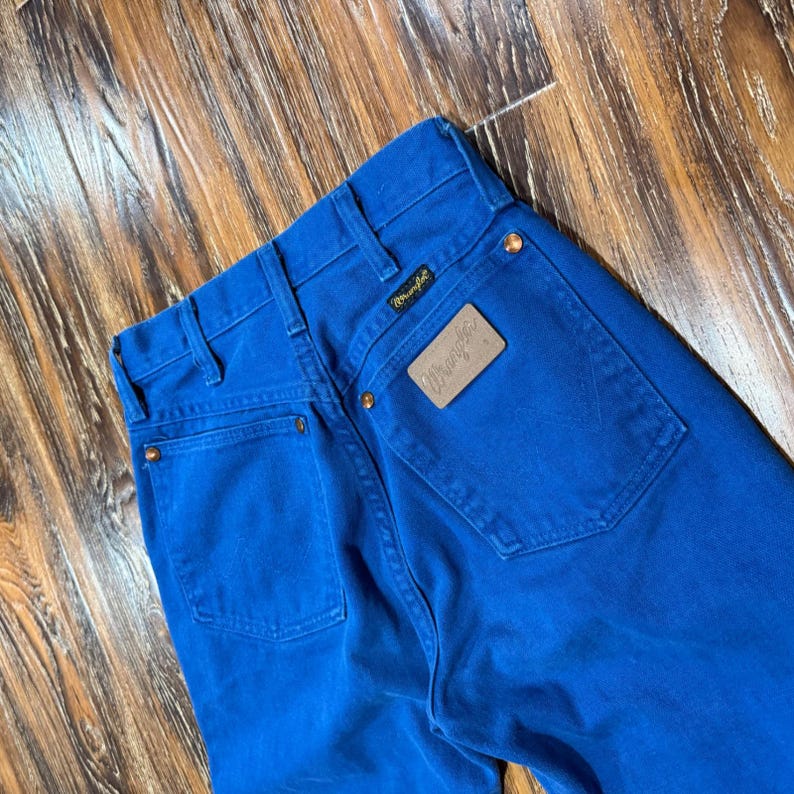 Wrangler Vintage High Waisted Straight Leg Jeans Electric Blue USA Made Size 5 image 7