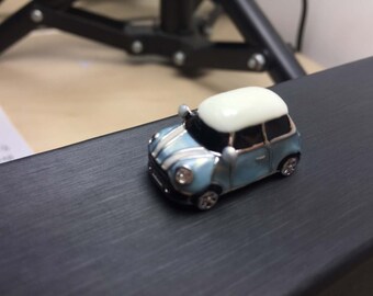 Luminous car,super small car,luxurious gift,mini car,drop of oil plus,Zircon lights,Adjustable ring for each finger,so cool,K&L design