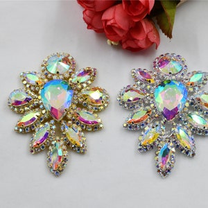 Sparkling Crystal Glass Stone Buttons Roud Shaped Sew on Rhinestone Buttons  Steel Bottom Flatback Sewing Stones for Handicrafts Clothing Wedding Dress  Accessories Crystal Rhinestones Holes Stunning Gems Faceted Jewelry for DIY  Crafts