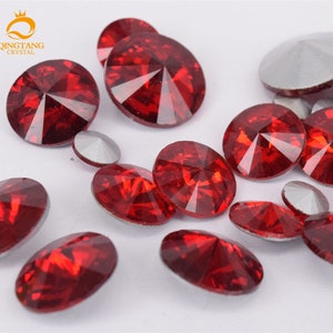 Red Rivoli Glass Rhinestones: Pointed Back Crystal Strass