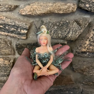 Hada sentada Tiny Tink limitada, Hada realista, Muñeca de hadas, Figura de hadas, Regalo de amante de las hadas