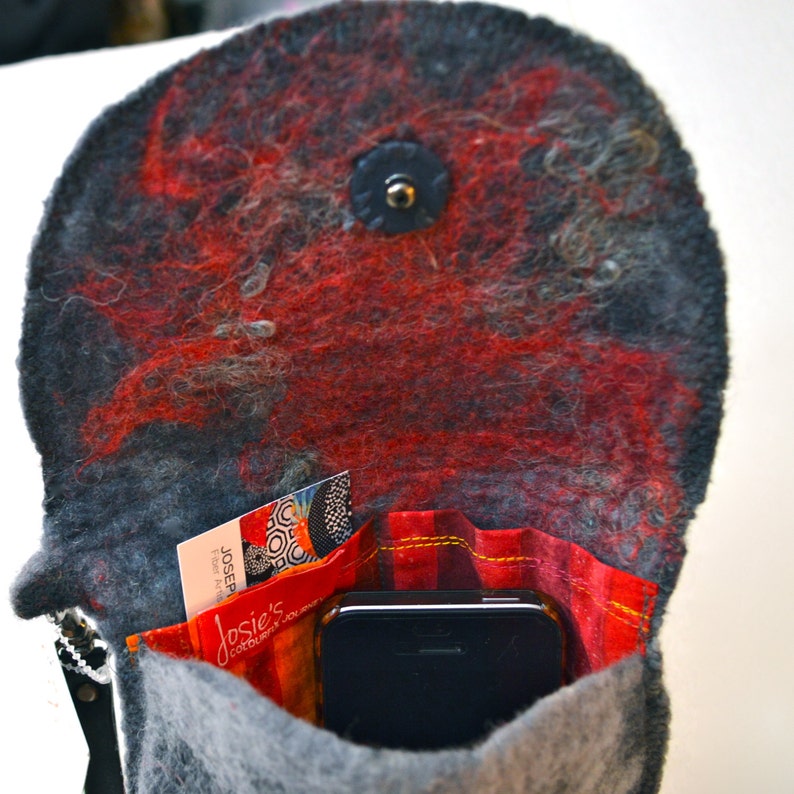 Phoneeyeglass case felted merino wool-silk lined recycle material