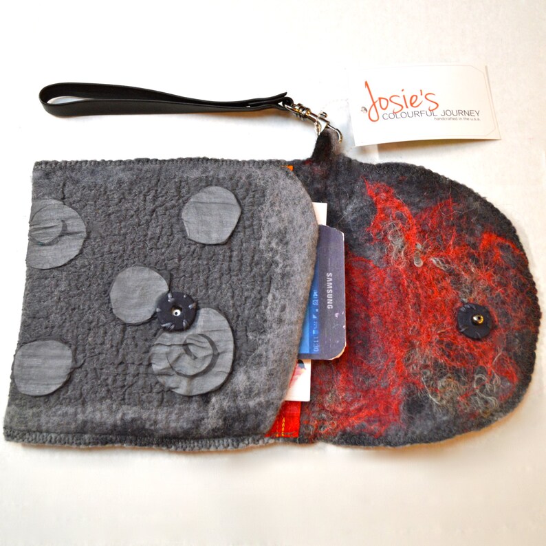 Phoneeyeglass case felted merino wool-silk lined recycle material
