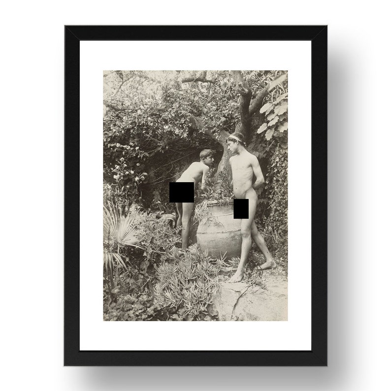 2 male nudes in garden by Wilhelm von Gloeden, 19th century photo Italy, gay homoerotic vintage, framed reproduction A0/A1/A2/A3/A4/A5 sizes 