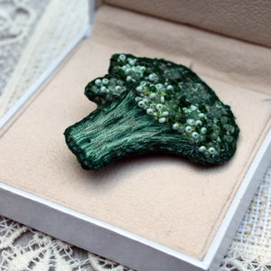 Embroidered brooch broccoli Hand embroidery vegetables pin Green cabbage jewelry gift for sister CUSTOM
