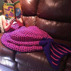 Crochet Mermaid Tail Lapghan, Mermaid Tail Cuddle Sac 7-15 year old size. Mermaid Blanket, Crochet Mermaid Tail Pattern for Children