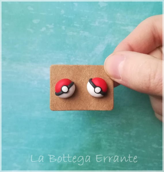 Orecchini a lobo fimo pokeball pokemon