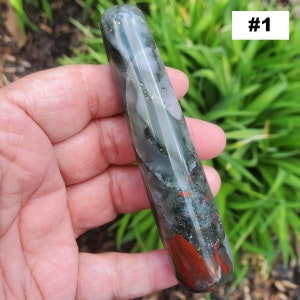 Bloodstone Crystal Wand For Reiki Massage, Sacral Chakra Healing Wand, Wand For Positive Energy, Bloodstone For Grounding and Centering zdjęcie 3