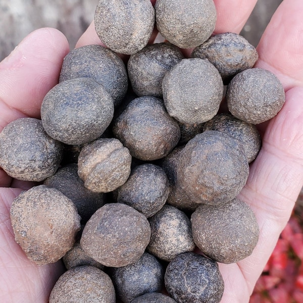 Moqui - Moqui Stones - Moqui Marbles - Shaman Stones - Marbles - Mochi Marbles - Moqui Balls - Shamanic Stones - Navajo Stones