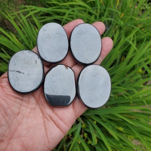Hematite Palm Stone, Worry Stone, Palm Stone, Healing Stone, Hematite Worry Stone, Pocket Stone, Root Chakra, Grounding Healing Crystal