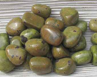 Pierres tombantes atlantisite, cristaux d'atlantisite, pierres précieuses polies pour la méditation, Reiki, travail des chakras, pratique spirituelle, énergie kundalini