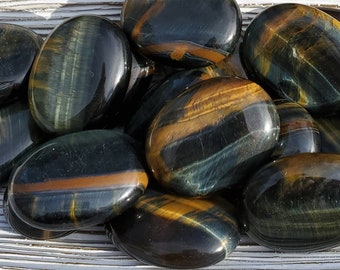 Blue Tigers Eye Palm Stones, Blue Tiger Eye Crystal, Stress Relief Stones, Protection & Calming Pocket Stones, Meditation Healing Crystals