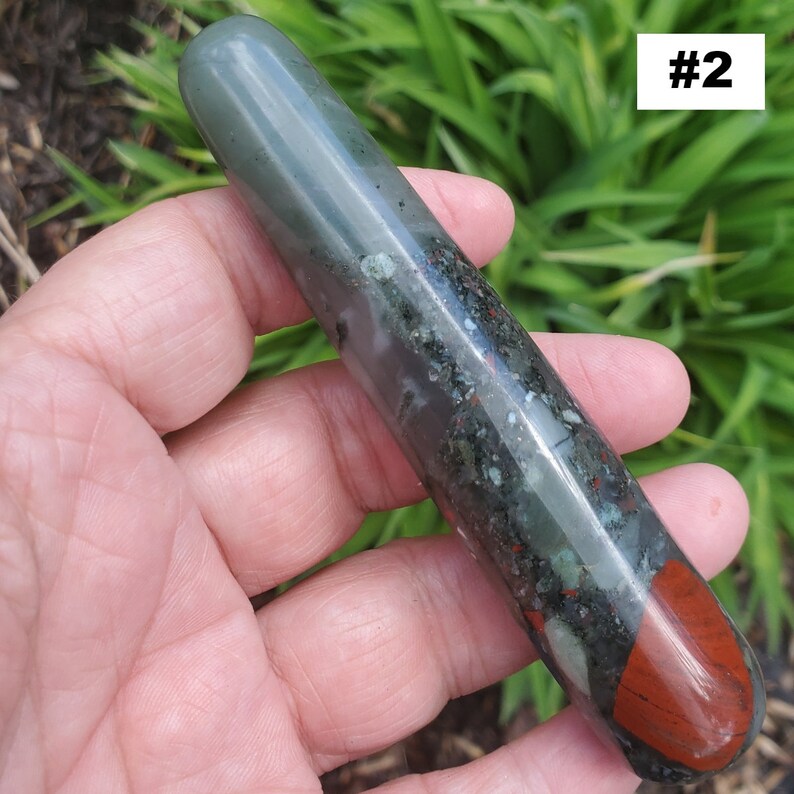 Bloodstone Crystal Wand For Reiki Massage, Sacral Chakra Healing Wand, Wand For Positive Energy, Bloodstone For Grounding and Centering image 7