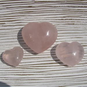 Rose Quartz Heart - Rose Quartz - Crystal Heart - Gemstone Heart - Puffy Heart - Love Heart Stone - Heart Chakra Crystal -Metaphysical Stone