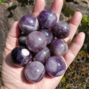 Chevron Amethyst Sphere 30mm, Amethyst Crystal Sphere for Meditation, Calming and Protection Stone, Third Eye Chakra Healing Crystal