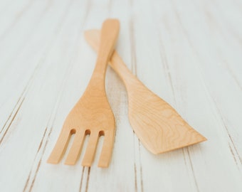 14" Maple Caesar Salad Utensil Set- Bee's Oil Finish