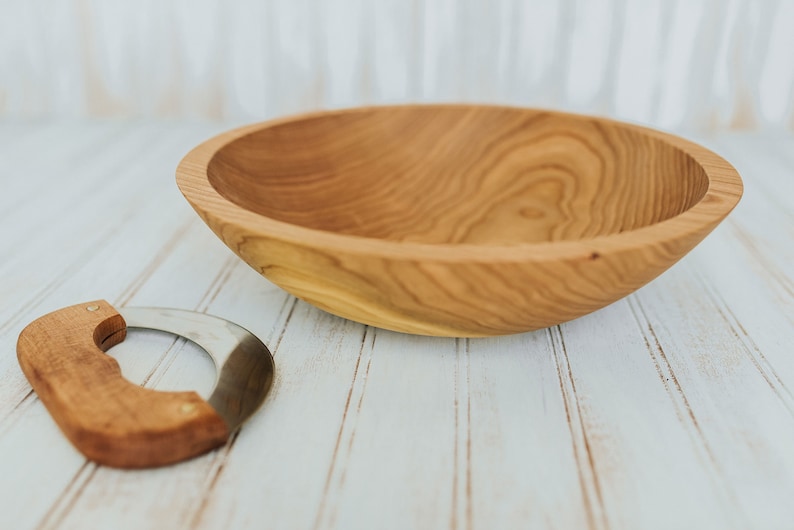 12 Cherry Chopping Bowl and Mezzaluna Knife Set Bee's Oil Finish image 3