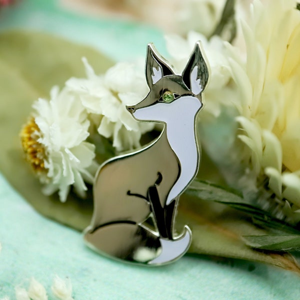 Kettricken’s Fox Pin – inspired by the Farseer trilogy by Robin Hobb