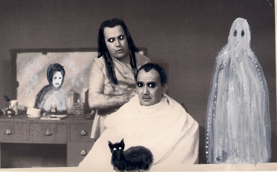 Originario Old Painted Photo Bank And Black Barbershop With Ghosts Mirror And Cat