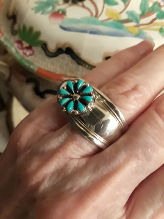 Sterling silver turquoise spider web design ring - image 2