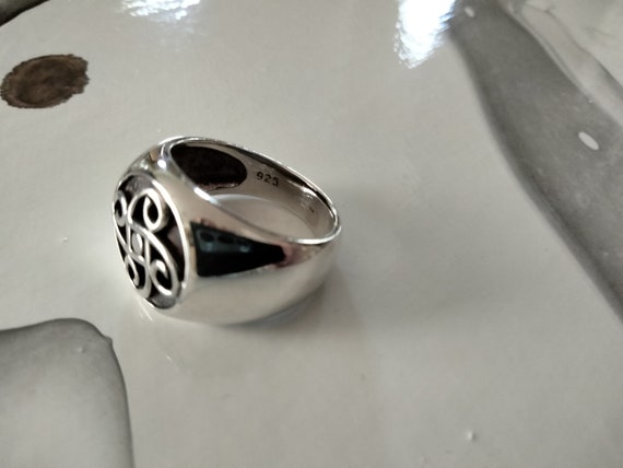 Sterling Silver done circle scroll ring, size 8 - image 2