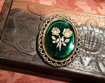 Vintage dark green glass cut rose pendant