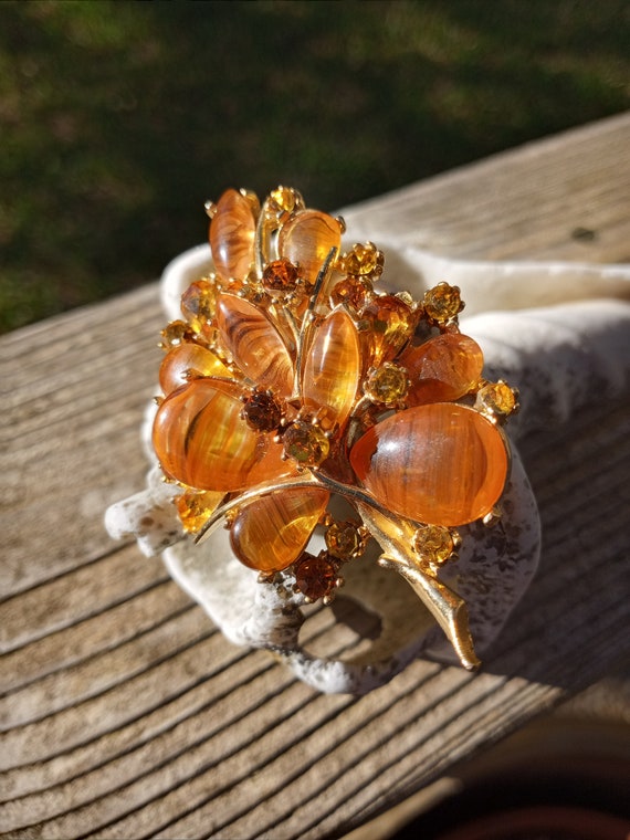 Vintage amber colored crystal and carnival glass … - image 8