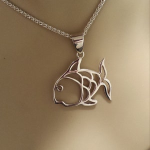 Sterling silver vintage fish pendant