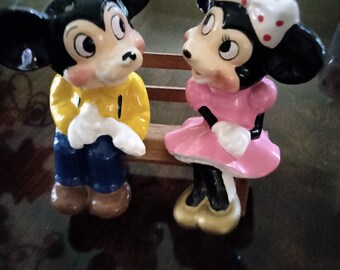 salières et poivrières vintage Mickey et Minnie Mouse