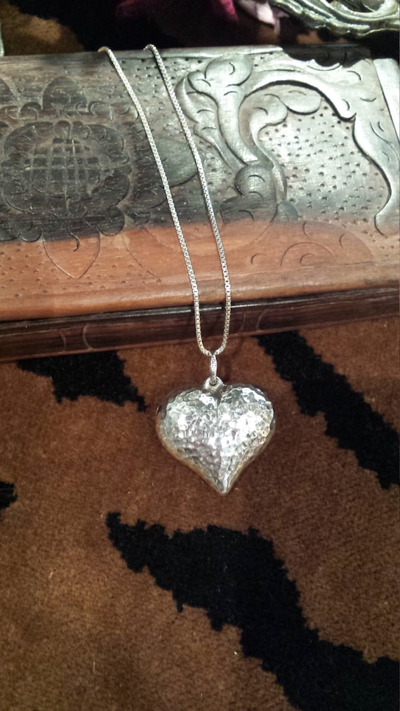 Sterling silver hammered heart pendant with sterl… - image 1