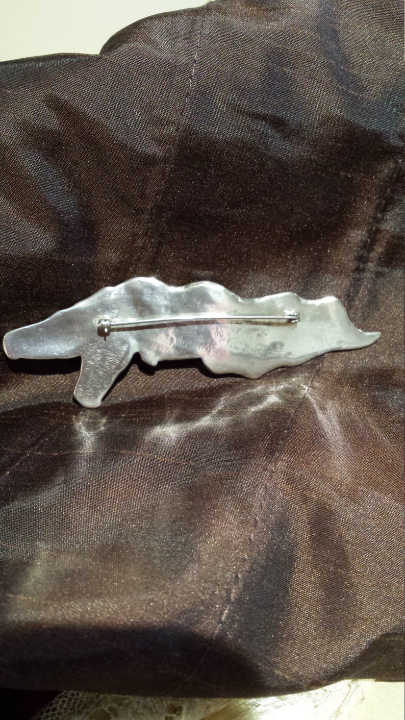 Sterling silver three horse brooch artist signed